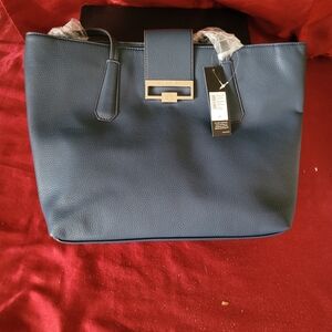 New Tahari Large Blue Satchel Tate Purse New no signs of wear Check pictures